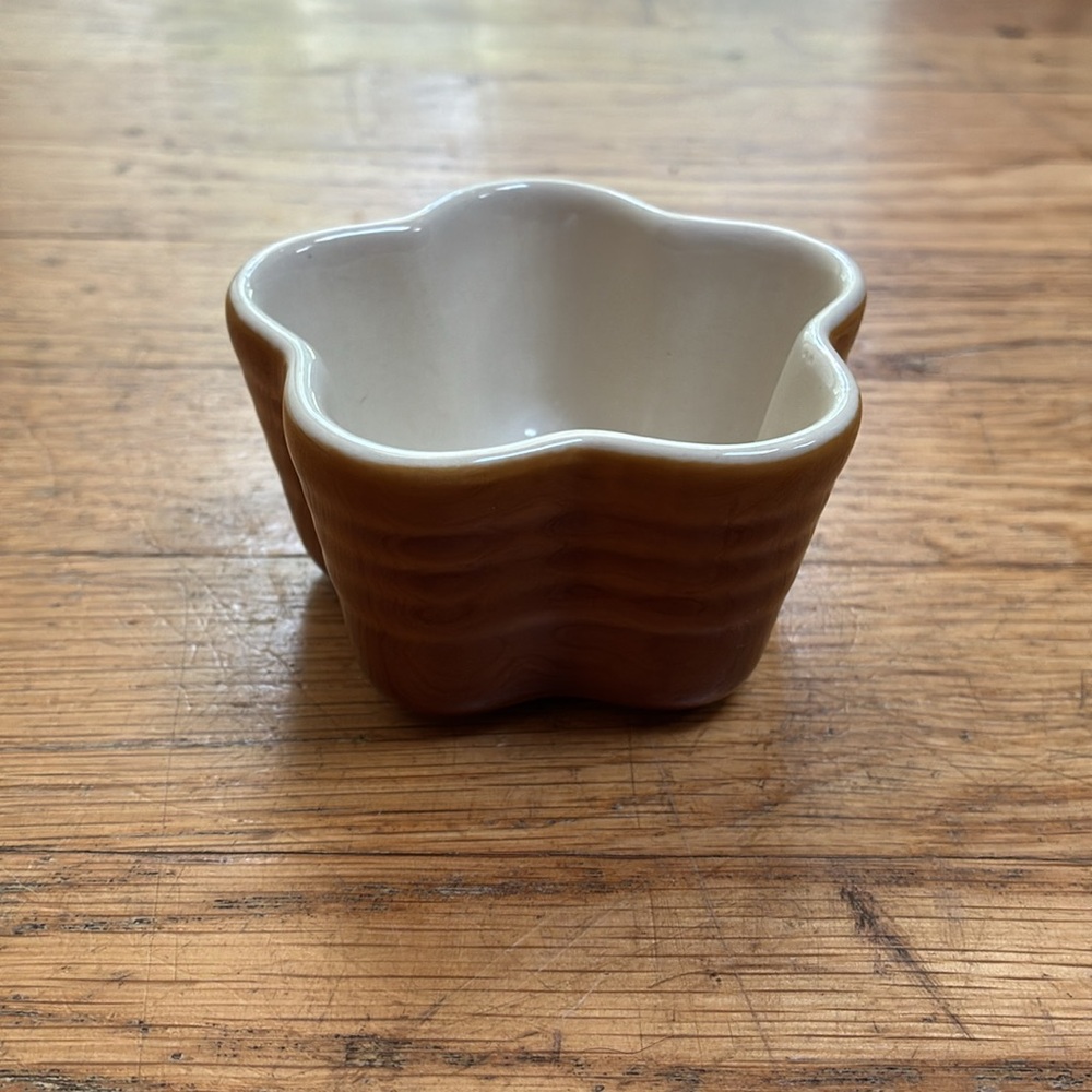 NWT Ceramic Burnt Orange Star Jewelry Decor Dish